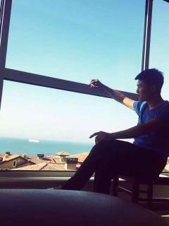 吃瓜群众烧钱视频在线观看,在线观看背后的疯狂消费现象