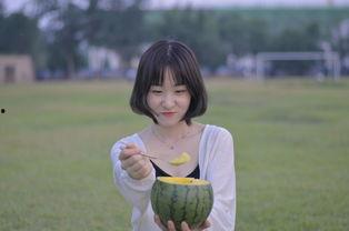 夏天女孩吃瓜视频大全,女孩们的吃瓜视频盛宴